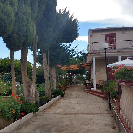 Il Gazebo Acomodação com café da manhã Scoglitti Exterior foto